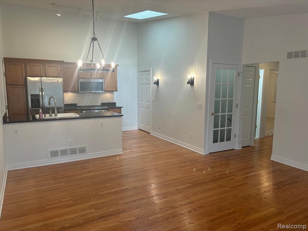42141 MILL RACE Circle, Plymouth, MI 48170 — Photo 4