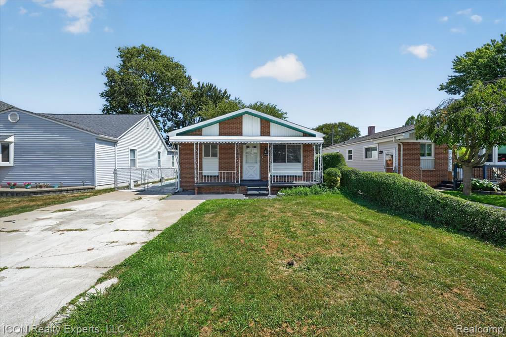 Photo 3