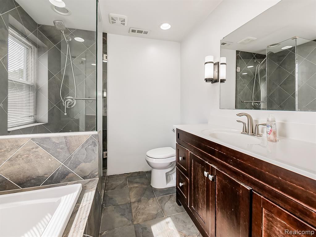 5600 Elmgrove Avenue, Warren, MI 48092 — Photo 17
