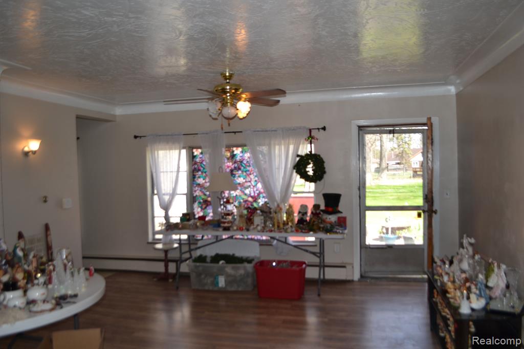 4427 Fenton Road, Burton, MI 48529 — Photo 15