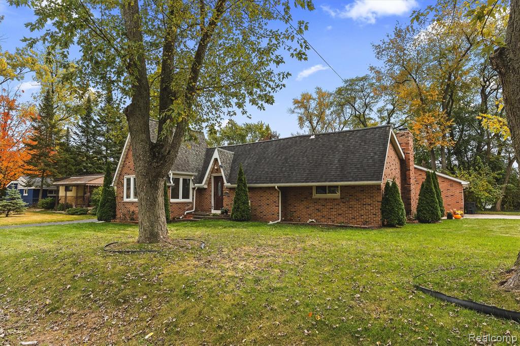 7337 Richardson Road, West Bloomfield, MI 48323 — Photo 4