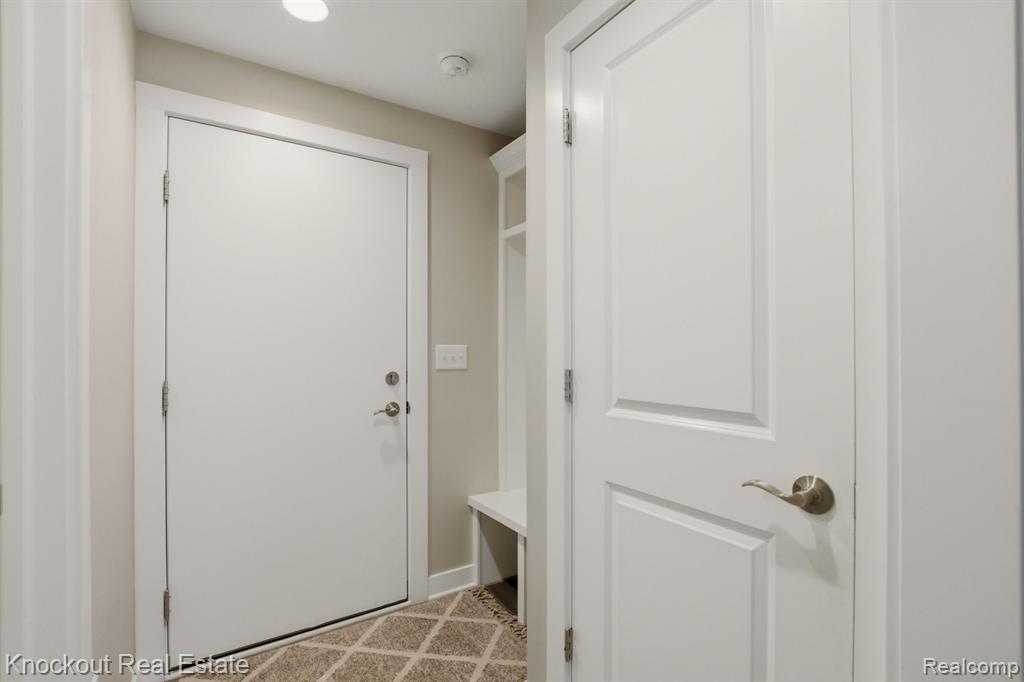 7422 Aspen Creek Drive, Midland, MI 48642 — Photo 30