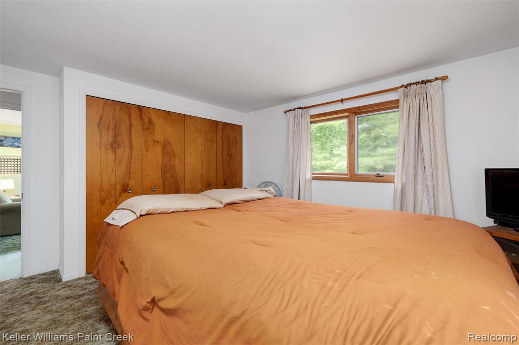 4464 Foxwood Drive, Milford, MI 48380 — Photo 27