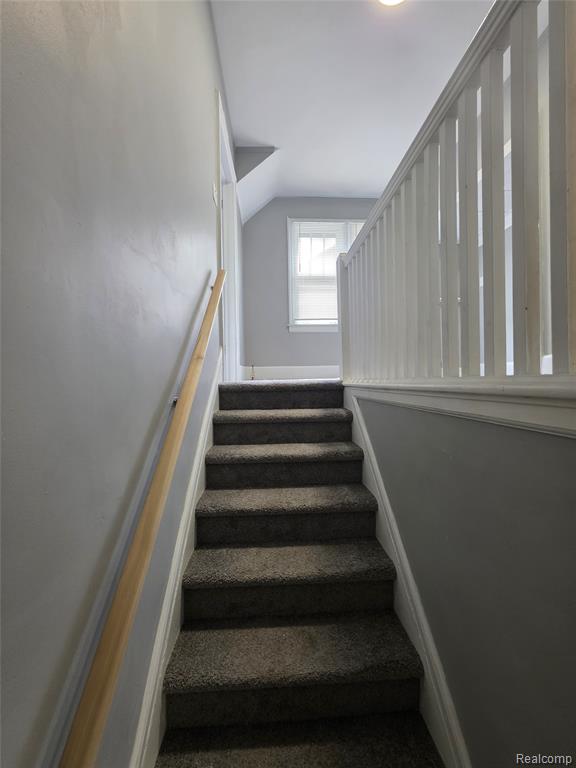 4258 Seneca Street, Detroit, MI 48214 — Photo 11