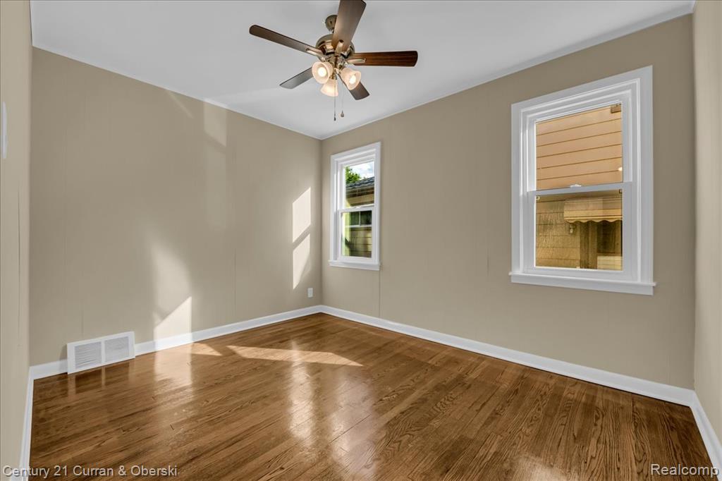 4191 Grindley Park Street, Dearborn Heights, MI 48125 — Photo 15