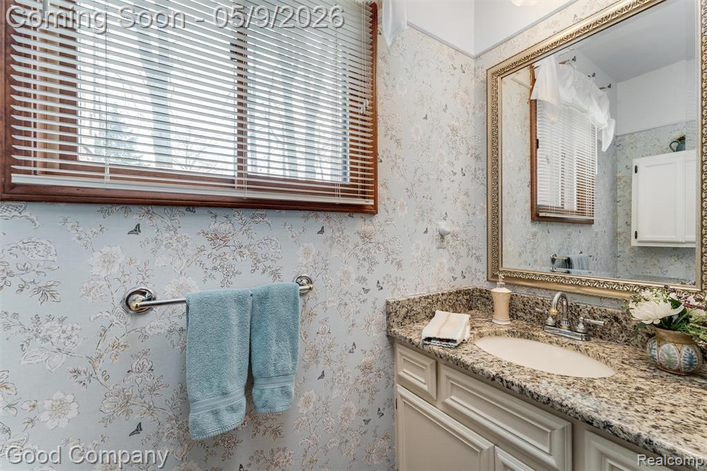 20063 Hudson Bay Court, Clinton Twp, MI 48038 — Photo 12