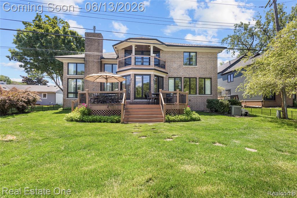 2428 Pine Lake Road, West Bloomfield, MI 48324 — Photo 15