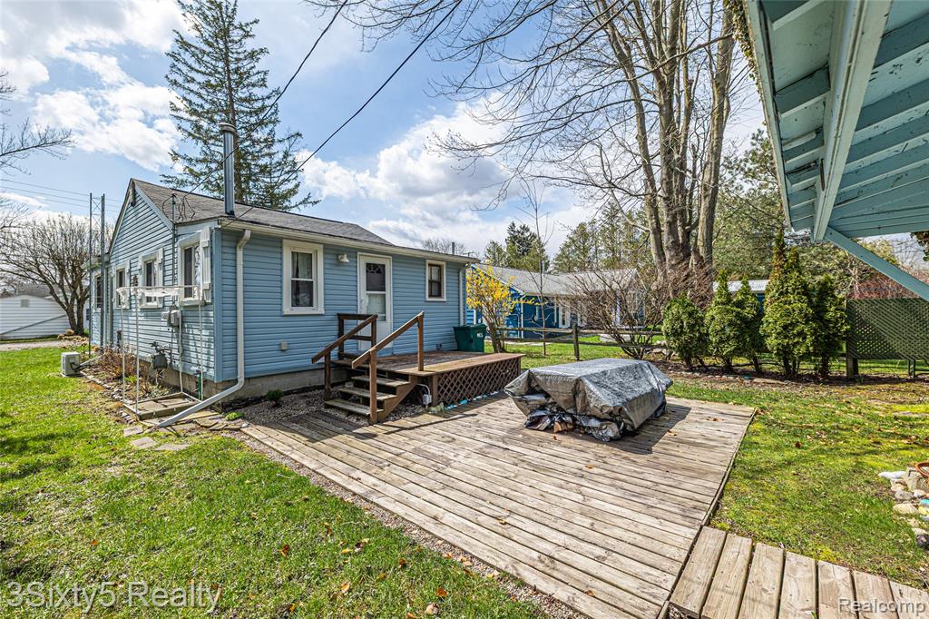 7523 Beechwood, Lexington, MI 48450 — Photo 32