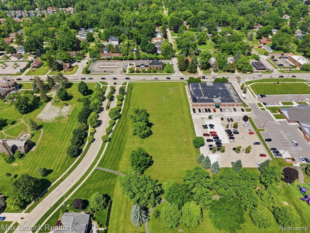 57750 Van Dyke Road, Washington, MI — Photo 2