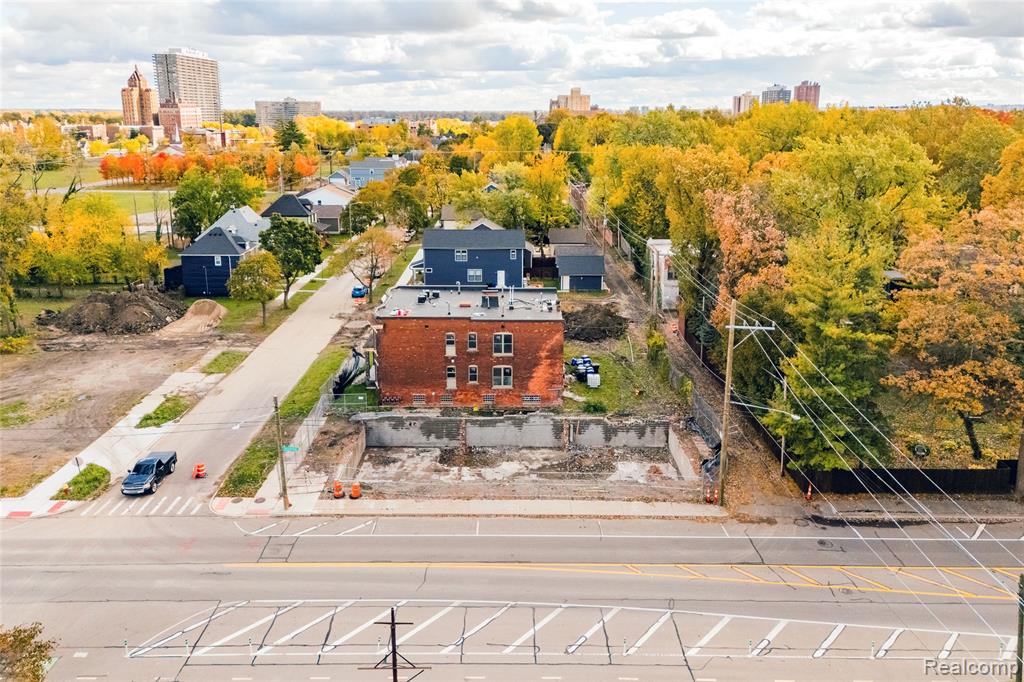 8646 Kercheval Street, Detroit, MI 48214 — Photo 4