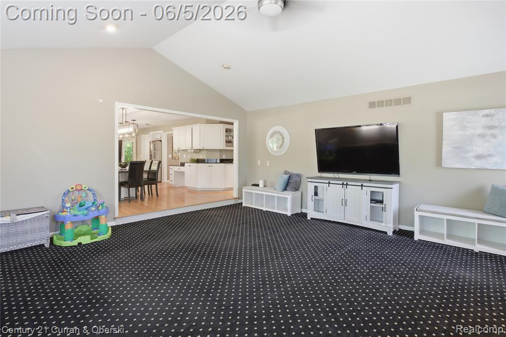 4876 Justin Lane, West Bloomfield, MI — Photo 24