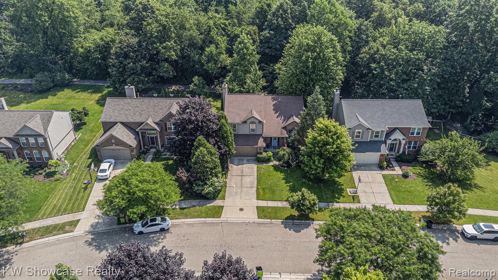 844 Wood Run Court, South Lyon, MI 48178 — Photo 26