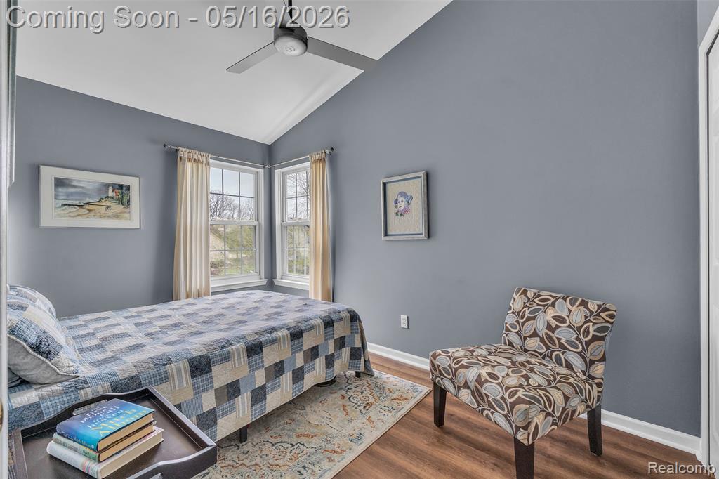 944 S Parkwood Drive, South Lyon, MI 48178 — Photo 38