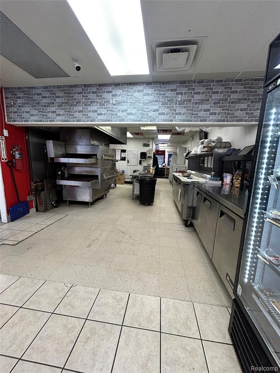 14940 E 10 Mile Road, Eastpointe, MI 48021 — Photo 2