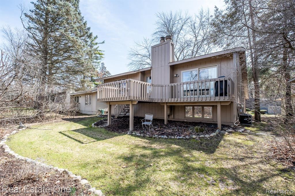 6534 RED CEDAR Lane, West Bloomfield, MI 48324 — Photo 39