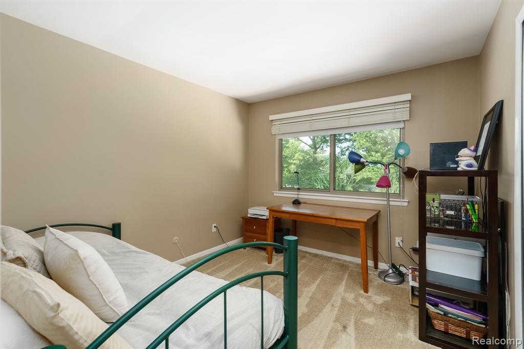 5156 Chestershire Court, West Bloomfield, MI — Photo 28