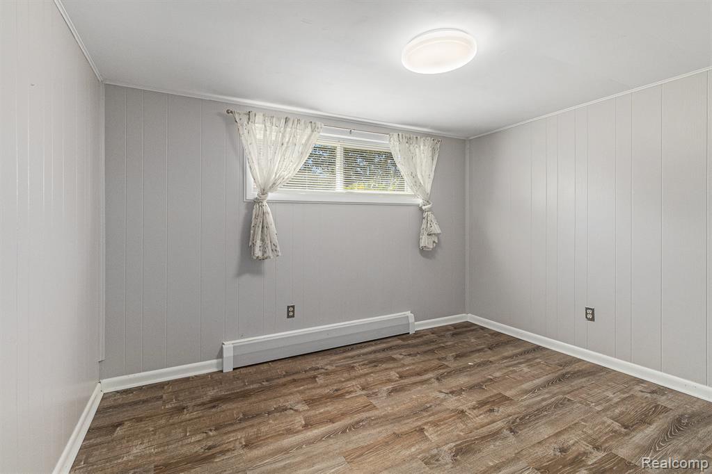 2145 Helmsford Drive, Wolverine Lake, MI 48390 — Photo 37