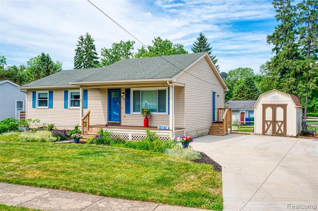 903 Jones Street, Howell, MI 48843 — Photo 4