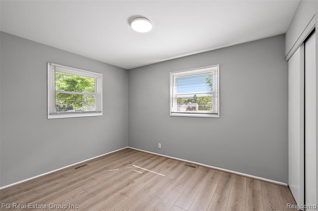 4550 JUSTINE Street, Shelby Twp, MI 48317 — Photo 54