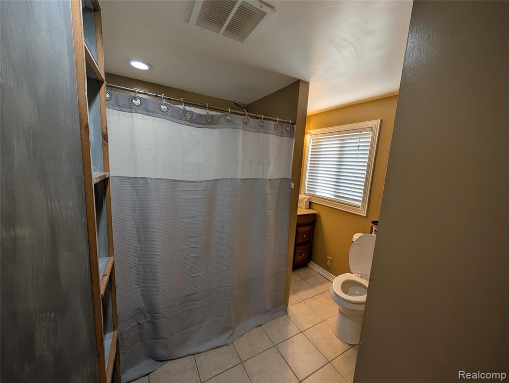 805 Oak Street, Lennon Vlg, MI 48449 — Photo 10