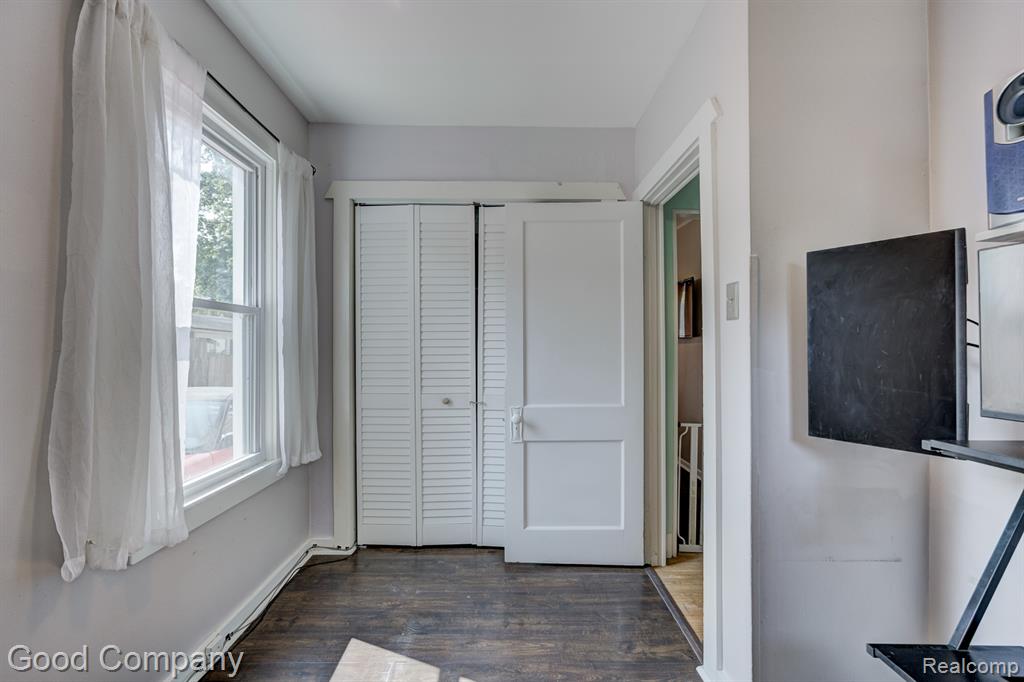 585 Roth Boulevard, Clawson, MI — Photo 22
