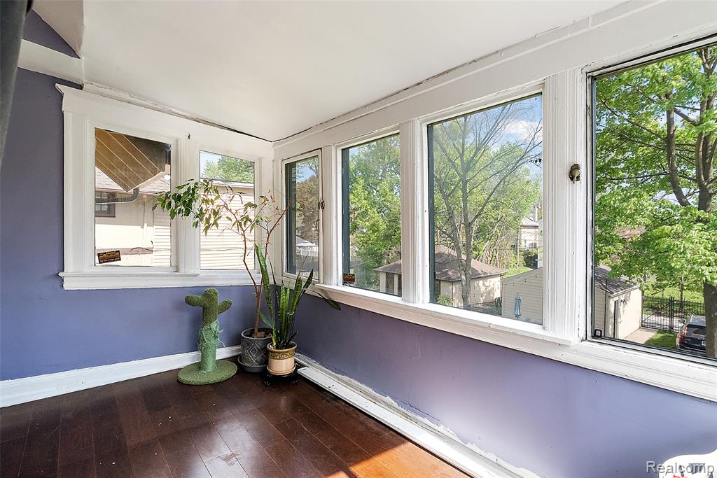 867 Edison Street, Detroit, MI 48202 — Photo 24