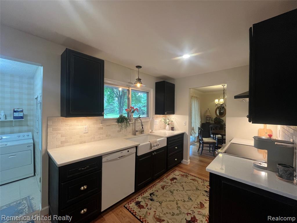 2223 Strader Drive, West Bloomfield, MI 48324 — Photo 8