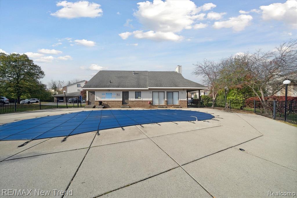 6602 MAPLE LAKES Drive, West Bloomfield, MI — Photo 43