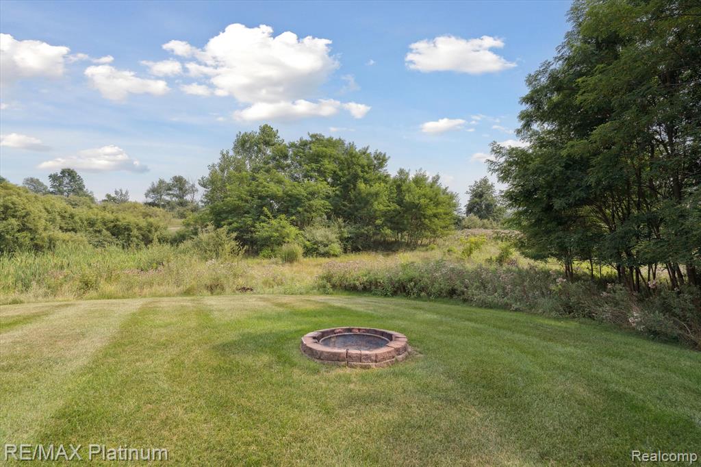 7623 Tipperary Trail, Fenton, MI 48430 — Photo 58