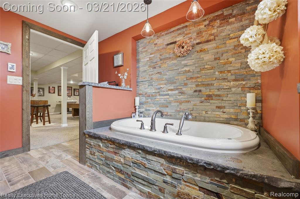 49266 Shenandoah Drive, Macomb, MI 48044 — Photo 57