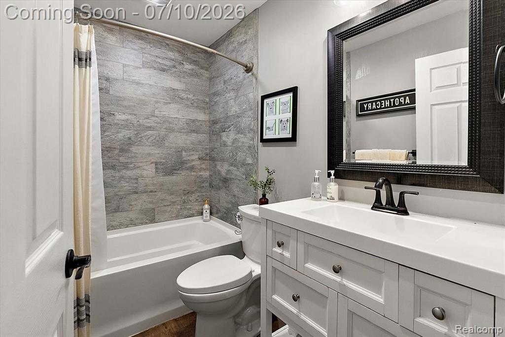 13205 Hogan Road, Linden, MI 48451 — Photo 28
