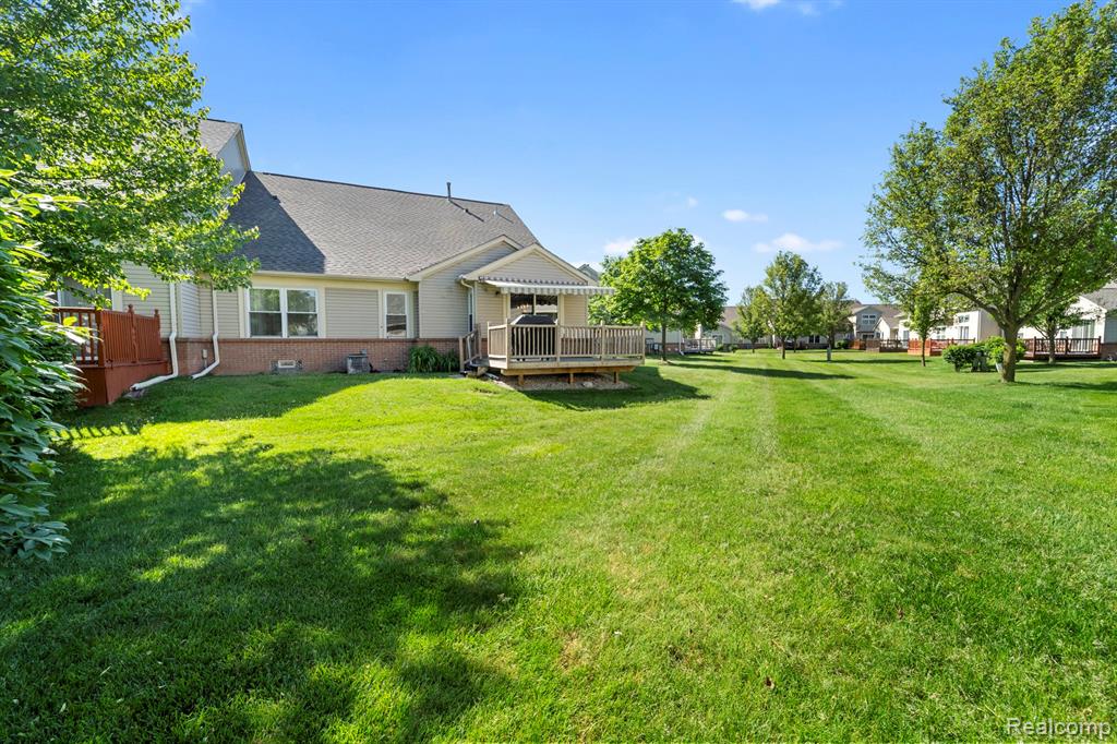 5514 Greenway Drive, Trenton, MI 48183 — Photo 29