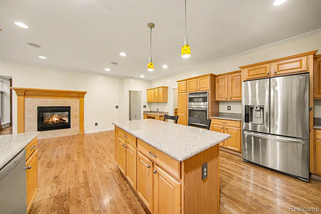 7586 Haverhill Lane, Canton, MI 48187 — Photo 12