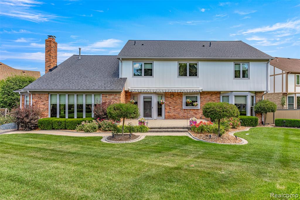 48367 Lake Valley Drive, Shelby Twp, MI 48317 — Photo 52