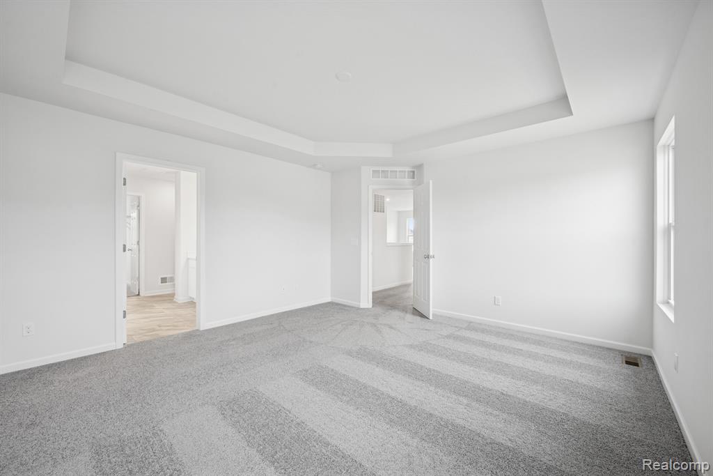 54823 Heron Circle, New Baltimore, MI 48047 — Photo 17