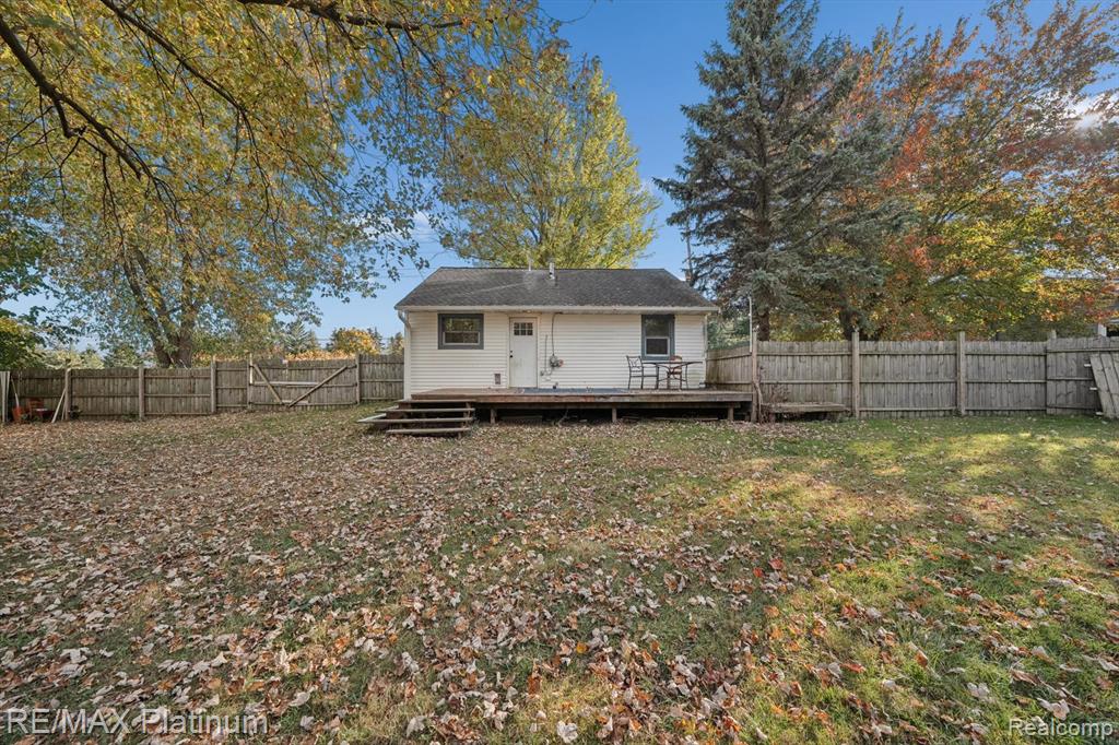 53970 10 Mile Road, South Lyon, MI 48178 — Photo 22