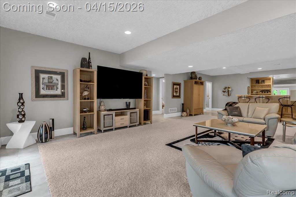 550 Kings Fairway Court, Grand Blanc, MI 48439 — Photo 37
