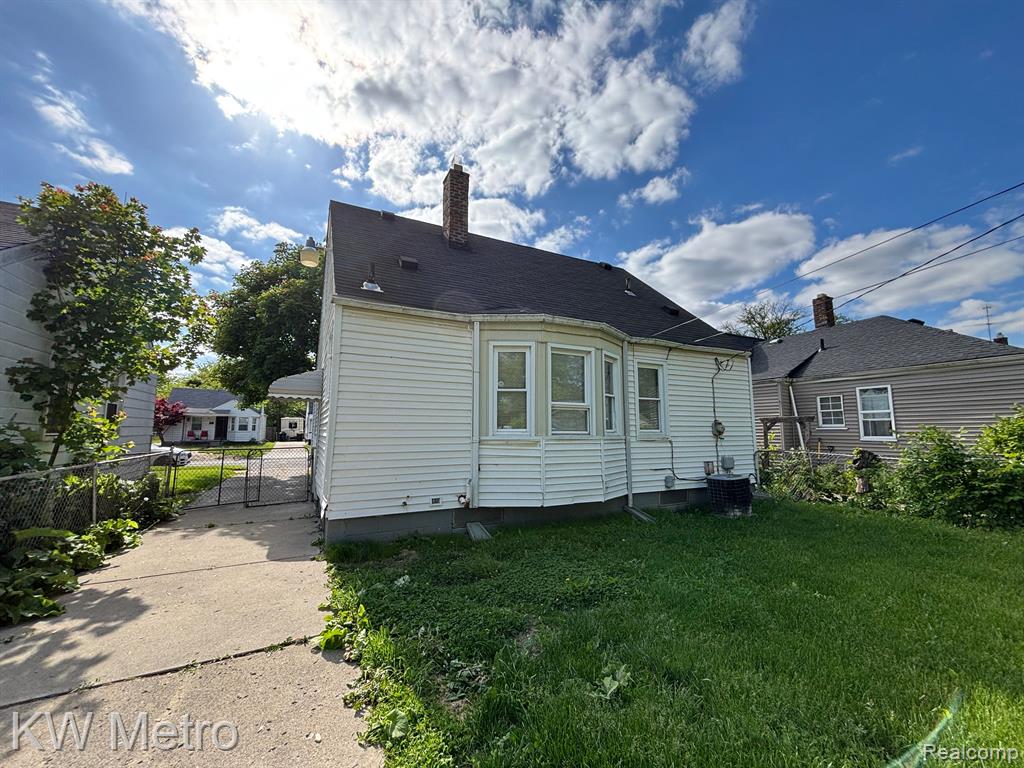 7706 VAUGHAN Street, Detroit, MI 48228 — Photo 10