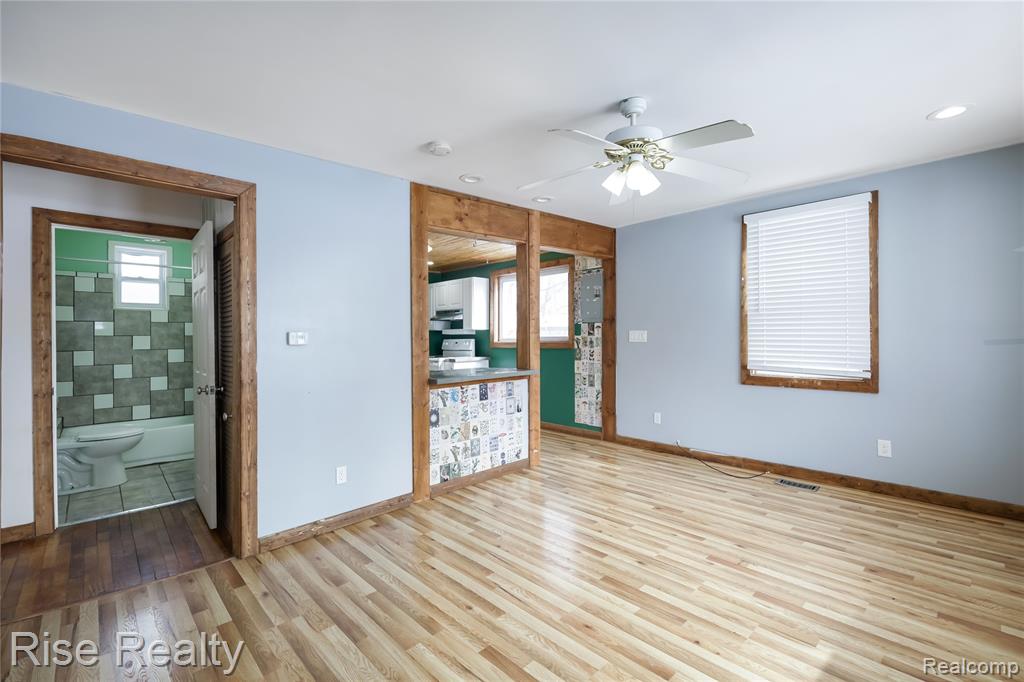 1483 Carman Street, Burton, MI 48529 — Photo 4