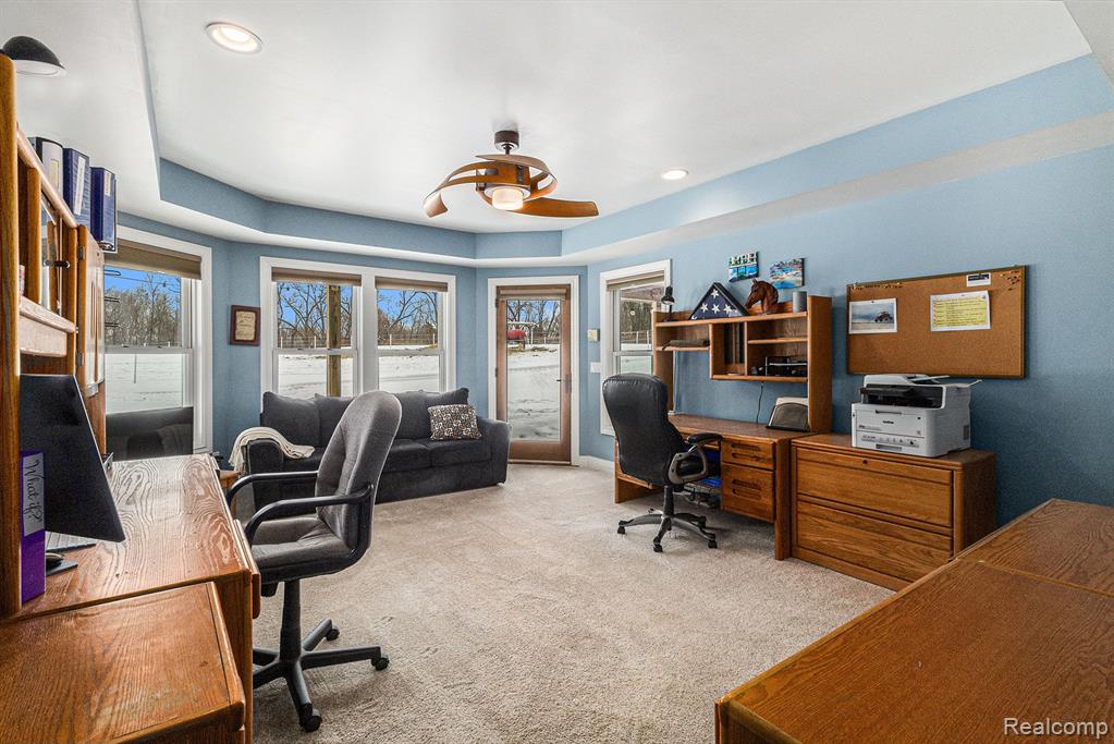 7196 MANOR Lane, Fowlerville, MI 48836 — Photo 32