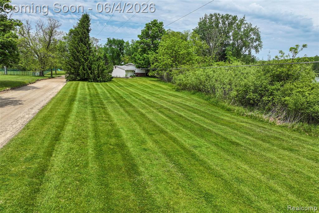 422 East Road, Holly, MI 48442 — Photo 18