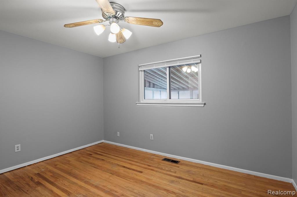 8426 Forrest Drive, Canton, MI 48187 — Photo 22