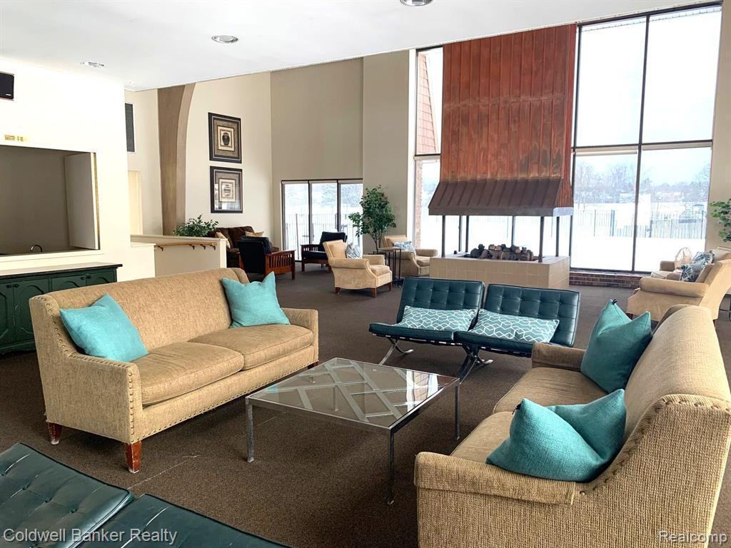 5109 BUCKINGHAM, 403, Troy, MI 48098 — Photo 18