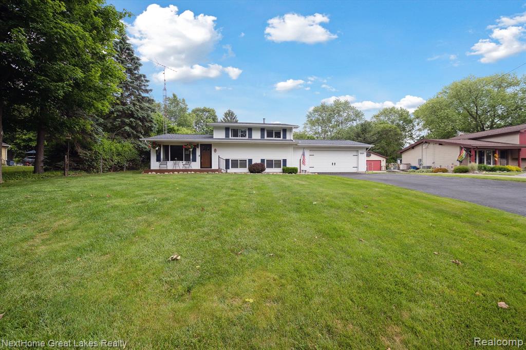 4098 Sam Snead Drive, Flint, MI 48506 — Photo 5