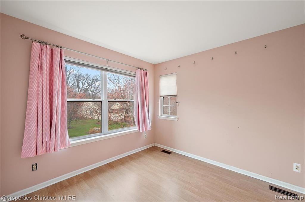 955 Rikki Ann, Wixom, MI 48393 — Photo 39