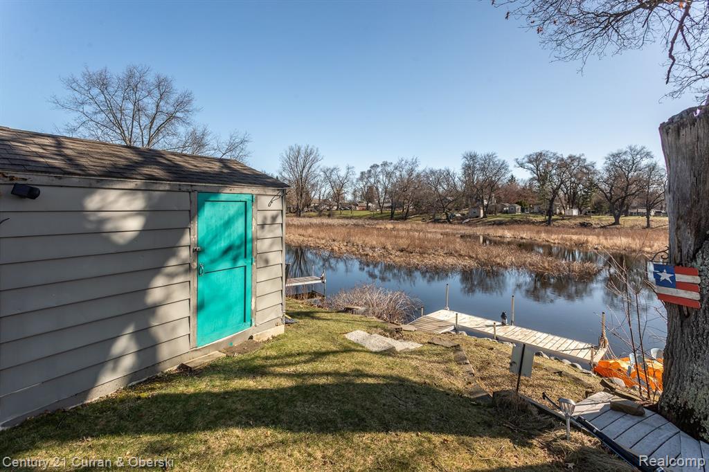 6084 BROCKWAY Street, Commerce Twp, MI 48382 — Photo 39