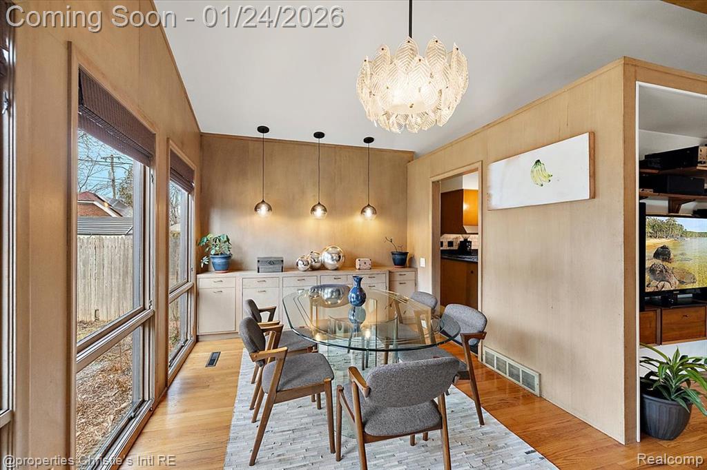 765 Barrington Road, Grosse Pointe, MI 48230 — Photo 20