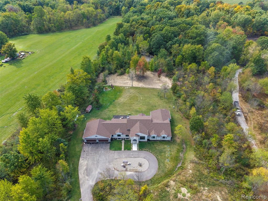 8799 S Rushton Road, South Lyon, MI 48178 — Photo 74
