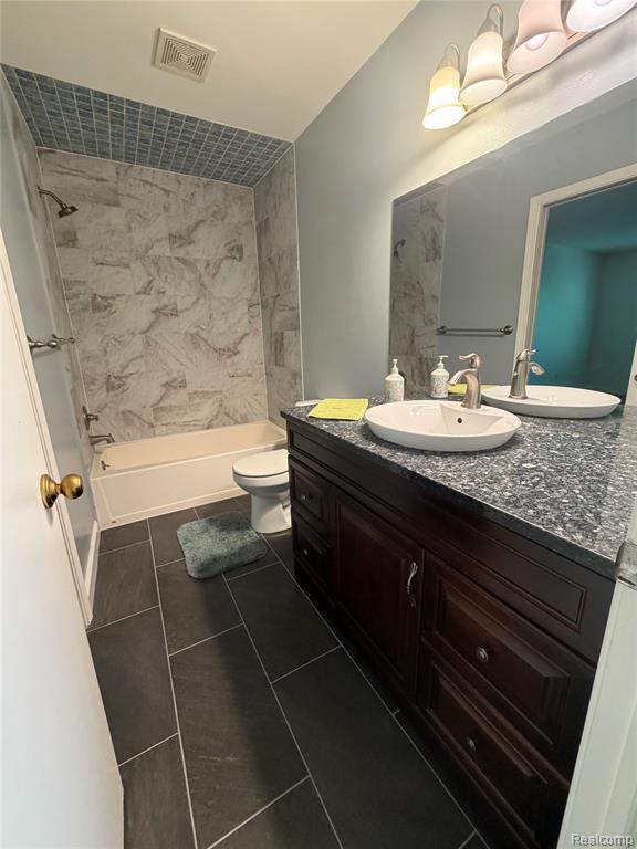 520 Springle Drive, Waterford, MI 48327 — Photo 18