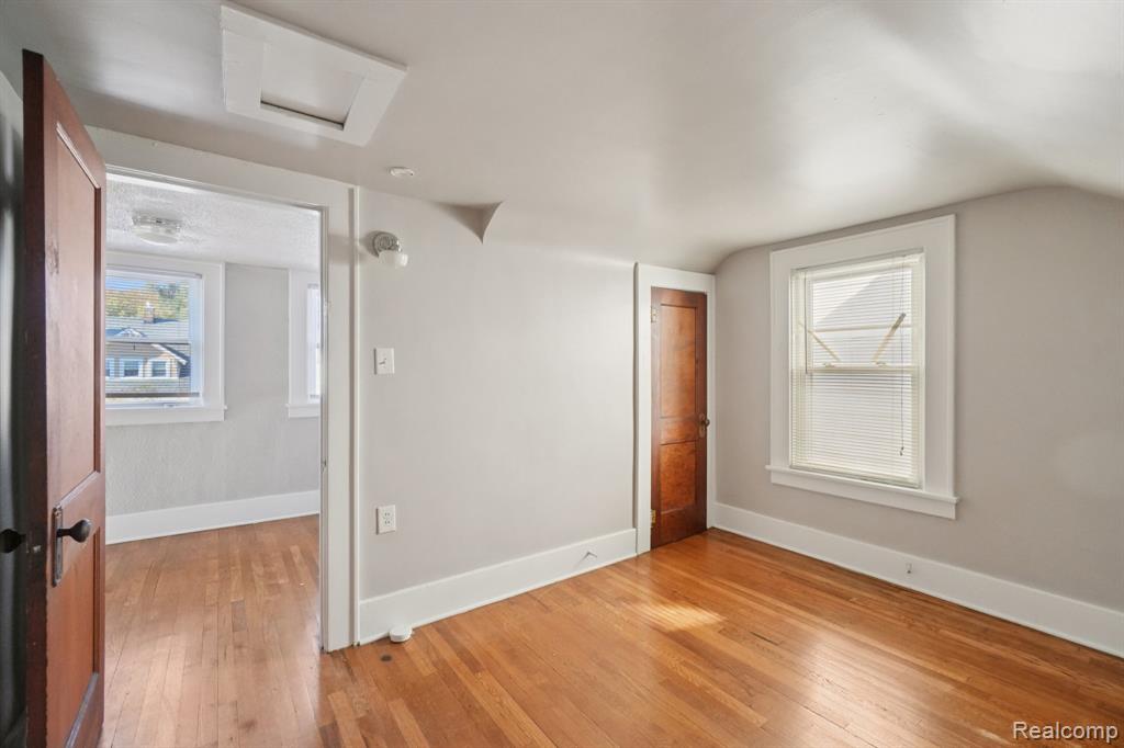 611 S West Street, Royal Oak, MI 48067 — Photo 33